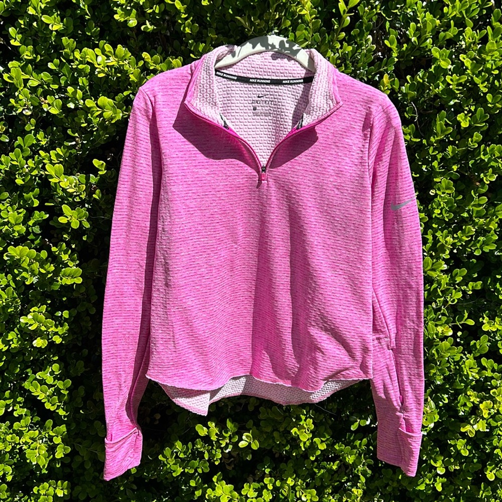 Nike 1/4 zip long sleeve top